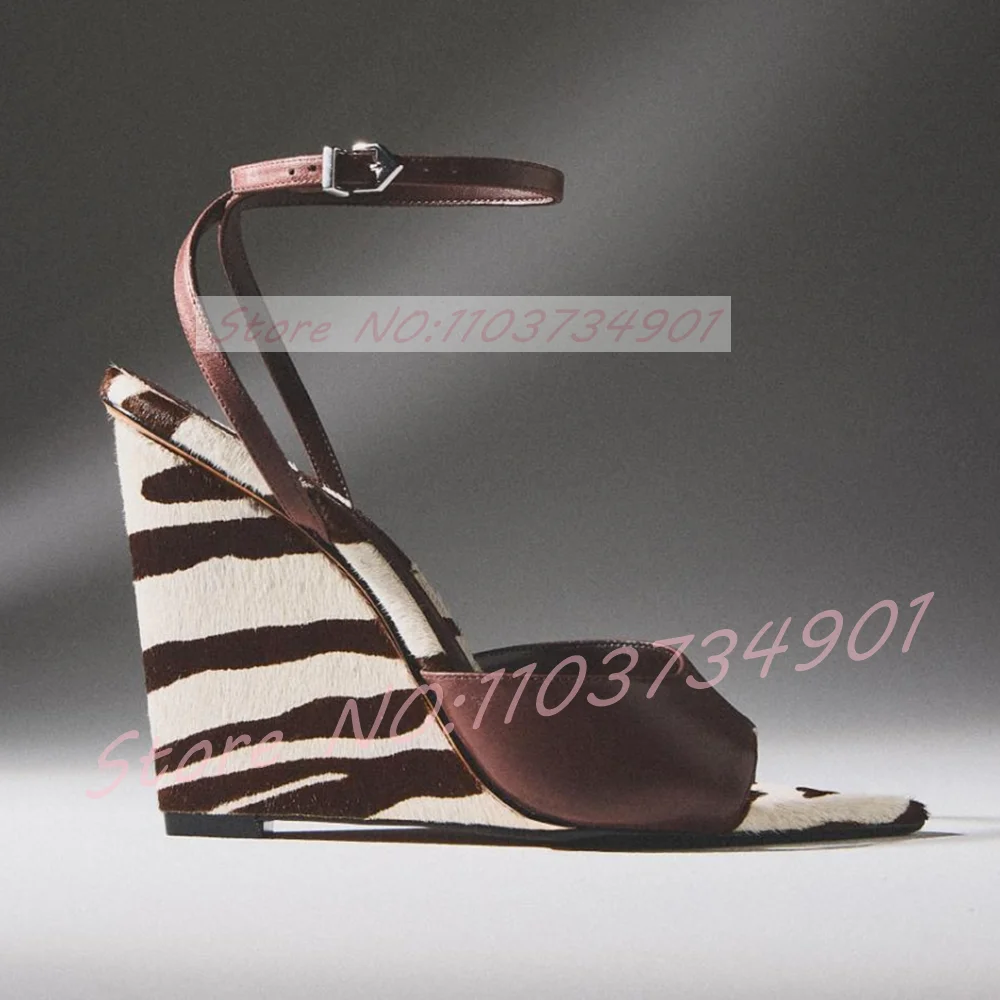 Zebra-Print Horsehair Wedge Sa - Clear Strap Heel 리뷰 및 가격