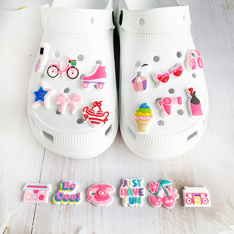 Cute Pink PVC Shoe Charms Pin  - Croc Style Clog 리뷰 및 가격